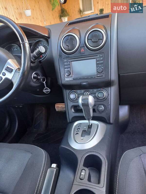 Позашляховик / Кросовер Nissan Qashqai 2012 в Долині фото 12 Позашляховик / Кросовер Nissan Qashqai 2012 в Долині