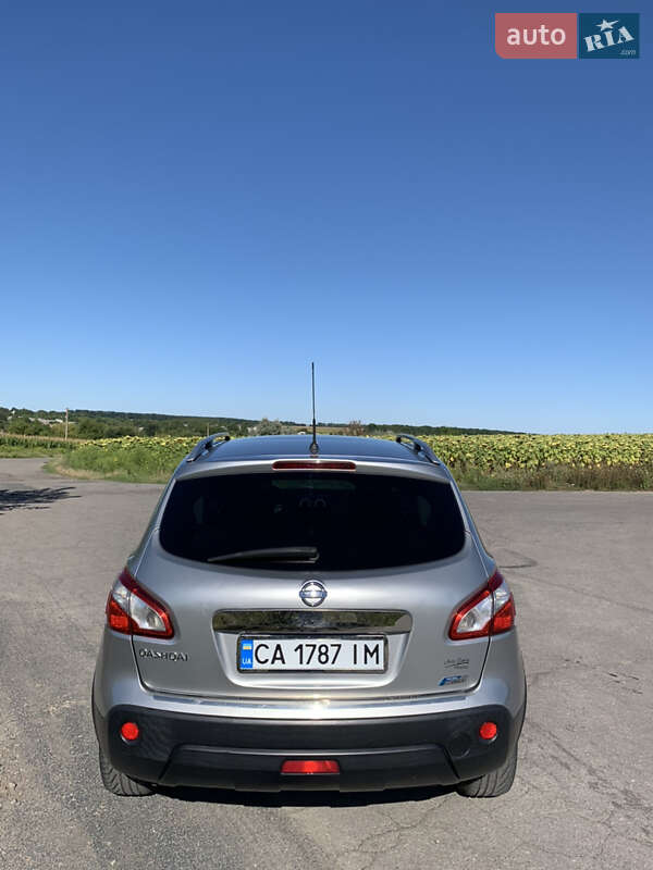 Внедорожник / Кроссовер Nissan Qashqai 2010 в Умани