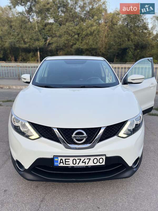 Внедорожник / Кроссовер Nissan Qashqai 2016 в Днепре фото 4 Внедорожник / Кроссовер Nissan Qashqai 2016 в Днепре
