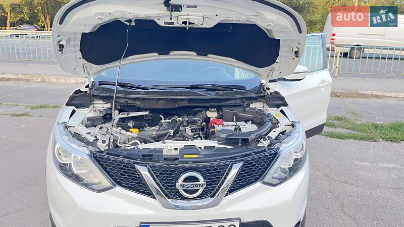 Внедорожник / Кроссовер Nissan Qashqai 2016 в Днепре фото 17 Внедорожник / Кроссовер Nissan Qashqai 2016 в Днепре