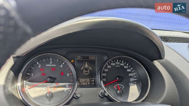 Позашляховик / Кросовер Nissan Qashqai 2010 в Калуші