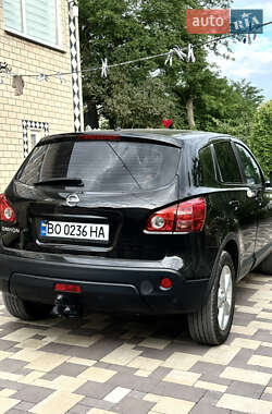 Внедорожник / Кроссовер Nissan Qashqai 2009 в 
