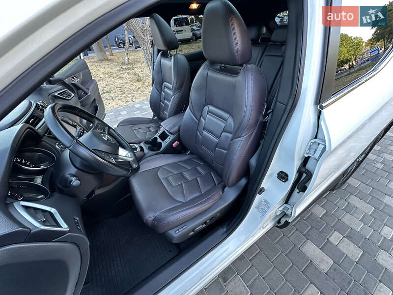 Позашляховик / Кросовер Nissan Qashqai 2017 в Одесі фото 24 Позашляховик / Кросовер Nissan Qashqai 2017 в Одесі