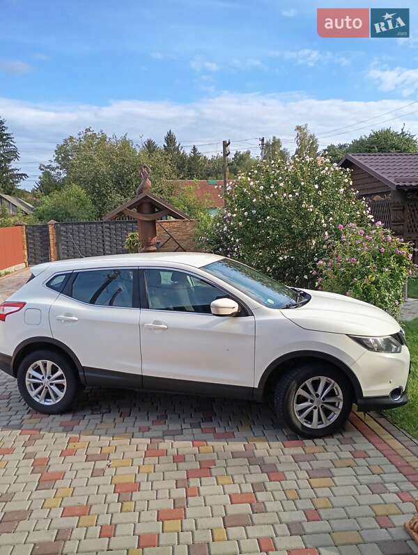 Внедорожник / Кроссовер Nissan Qashqai 2014 в Демидовке