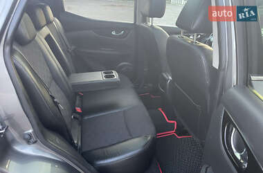 Внедорожник / Кроссовер Nissan Qashqai 2014 в 