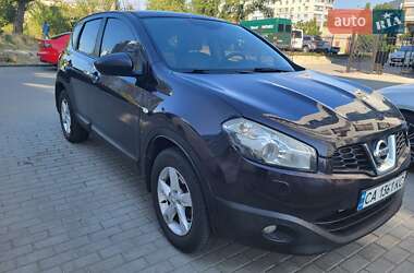 Внедорожник / Кроссовер Nissan Qashqai 2010 в Черкассах