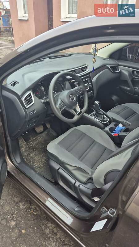 Внедорожник / Кроссовер Nissan Qashqai 2020 в Днепре