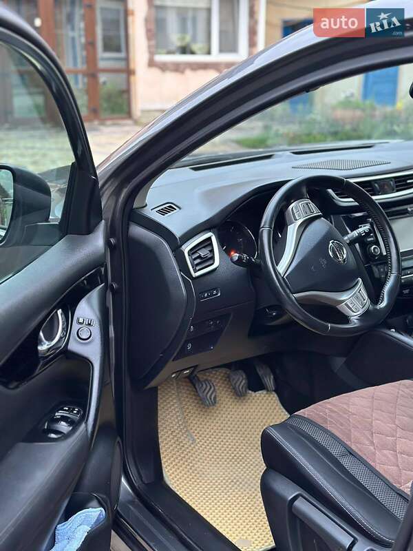 Внедорожник / Кроссовер Nissan Qashqai 2014 в Чорткове