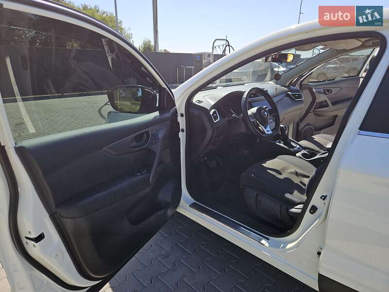 Внедорожник / Кроссовер Nissan Qashqai 2020 в Киеве