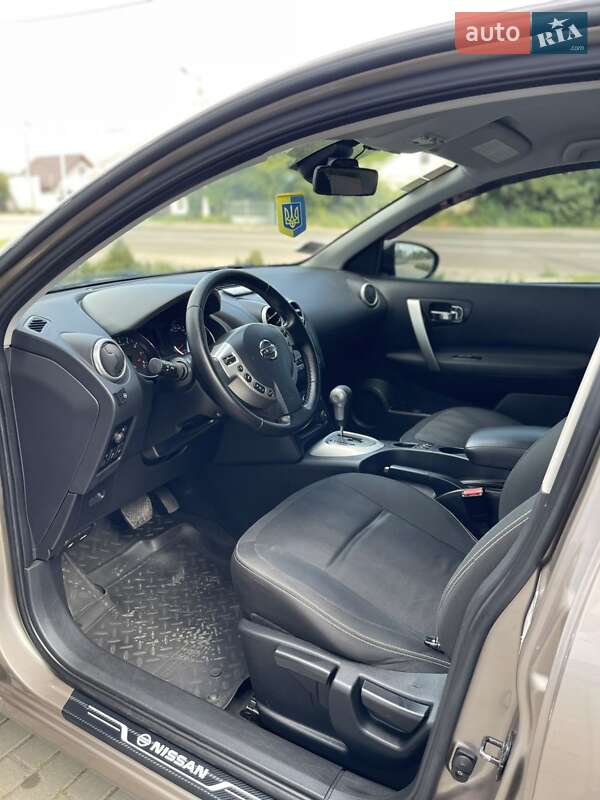 Позашляховик / Кросовер Nissan Qashqai 2011 в Житомирі