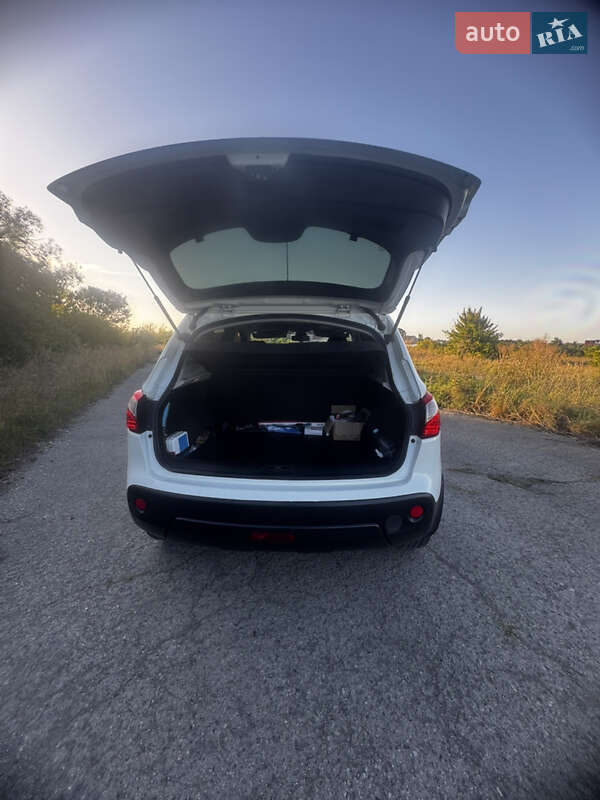 Внедорожник / Кроссовер Nissan Qashqai 2012 в Тернополе