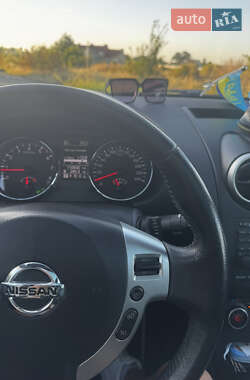 Внедорожник / Кроссовер Nissan Qashqai 2012 в 