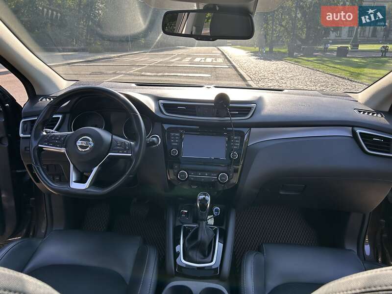Внедорожник / Кроссовер Nissan Qashqai 2018 в Киеве