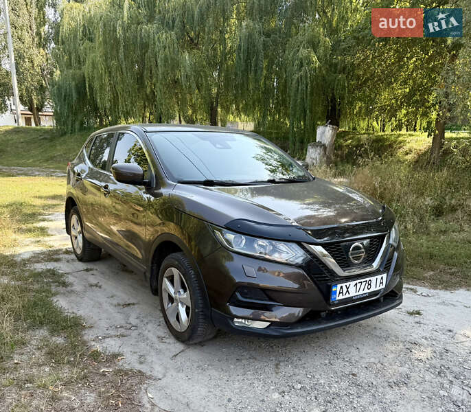Внедорожник / Кроссовер Nissan Qashqai 2017 в Миргороде