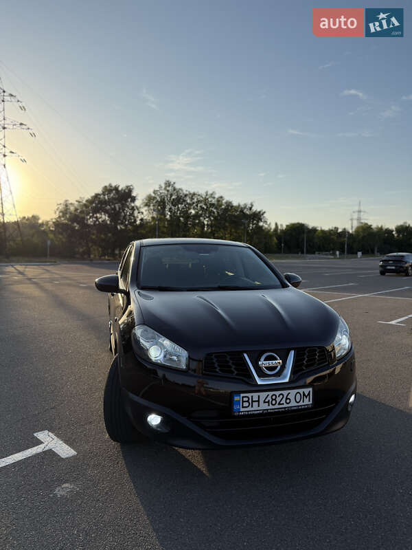 Внедорожник / Кроссовер Nissan Qashqai 2013 в Одессе