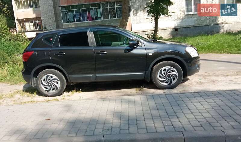 Внедорожник / Кроссовер Nissan Qashqai 2009 в Львове
