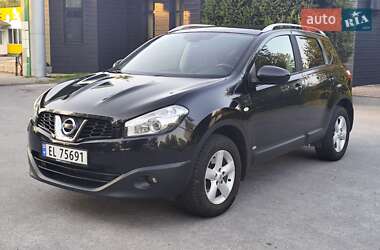 Позашляховик / Кросовер Nissan Qashqai 2011 в Звягелі