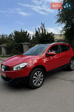 Позашляховик / Кросовер Nissan Qashqai 2013 в Умані