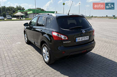Внедорожник / Кроссовер Nissan Qashqai 2012 в 