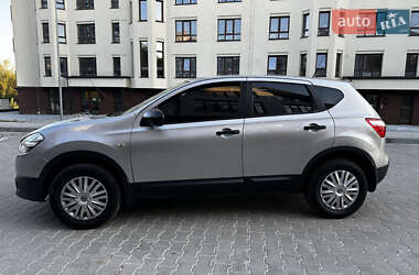 Внедорожник / Кроссовер Nissan Qashqai 2012 в Ивано-Франковске
