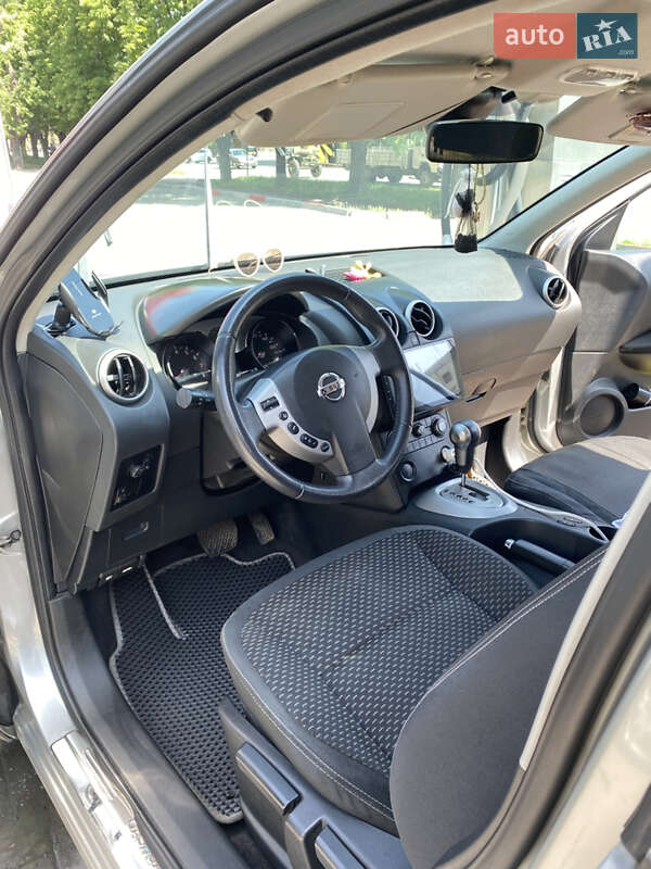 Внедорожник / Кроссовер Nissan Qashqai 2007 в Ужгороде