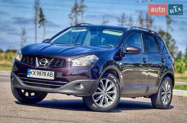 Позашляховик / Кросовер Nissan Qashqai 2010 в Харкові
