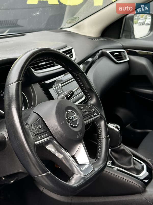 Внедорожник / Кроссовер Nissan Qashqai 2017 в Львове