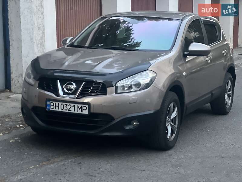 Внедорожник / Кроссовер Nissan Qashqai 2010 в Одессе