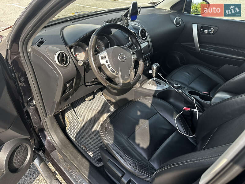 Внедорожник / Кроссовер Nissan Qashqai 2008 в Черновцах