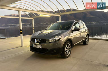 Позашляховик / Кросовер Nissan Qashqai 2011 в Чернівцях