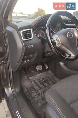 Внедорожник / Кроссовер Nissan Qashqai 2014 в 