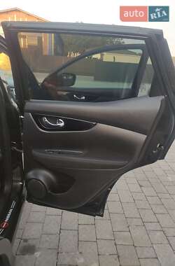 Внедорожник / Кроссовер Nissan Qashqai 2014 в 