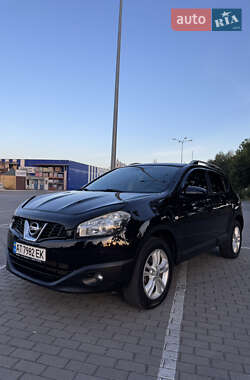 Позашляховик / Кросовер Nissan Qashqai 2011 в Коломиї