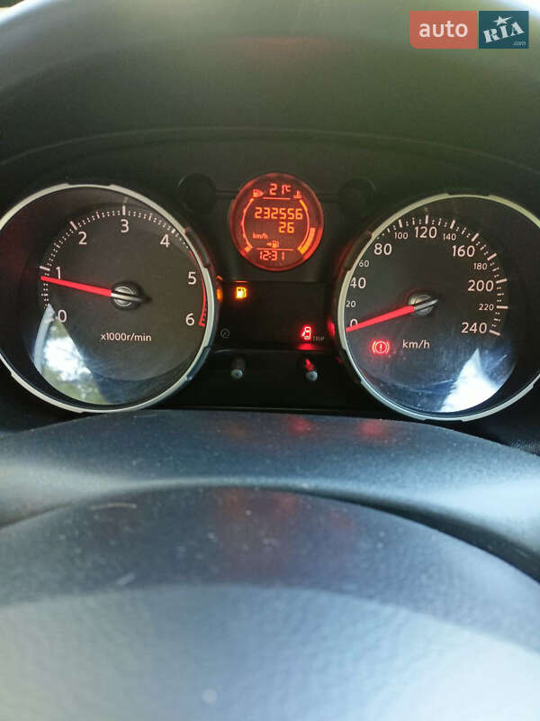 Позашляховик / Кросовер Nissan Qashqai 2009 в Житомирі