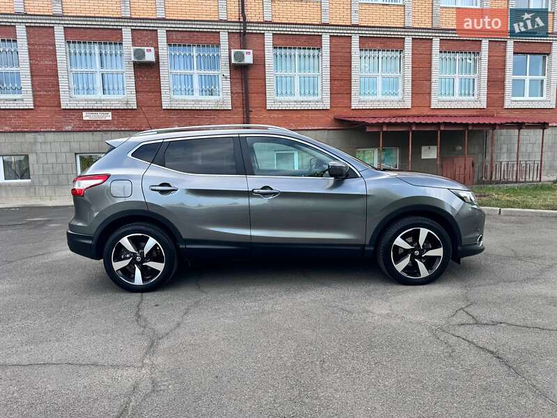 Внедорожник / Кроссовер Nissan Qashqai 2016 в Умани