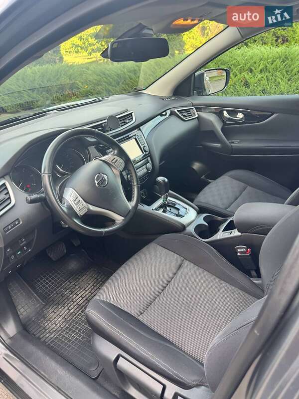 Внедорожник / Кроссовер Nissan Qashqai 2016 в Умани