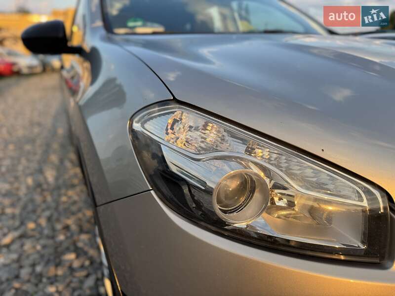 Внедорожник / Кроссовер Nissan Qashqai 2011 в Львове фото 34 Внедорожник / Кроссовер Nissan Qashqai 2011 в Львове