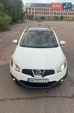 Внедорожник / Кроссовер Nissan Qashqai 2011 в 