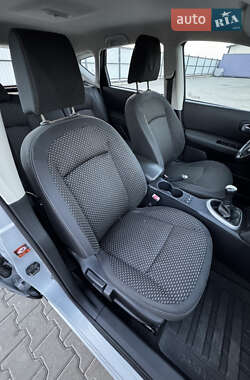 Внедорожник / Кроссовер Nissan Qashqai 2007 в 