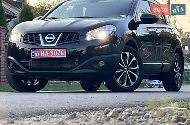 Внедорожник / Кроссовер Nissan Qashqai 2010 в 