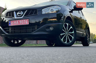 Внедорожник / Кроссовер Nissan Qashqai 2010 в 