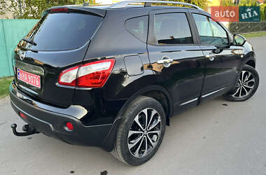 Внедорожник / Кроссовер Nissan Qashqai 2010 в 
