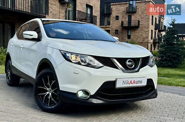 Позашляховик / Кросовер Nissan Qashqai 2014 в Івано-Франківську