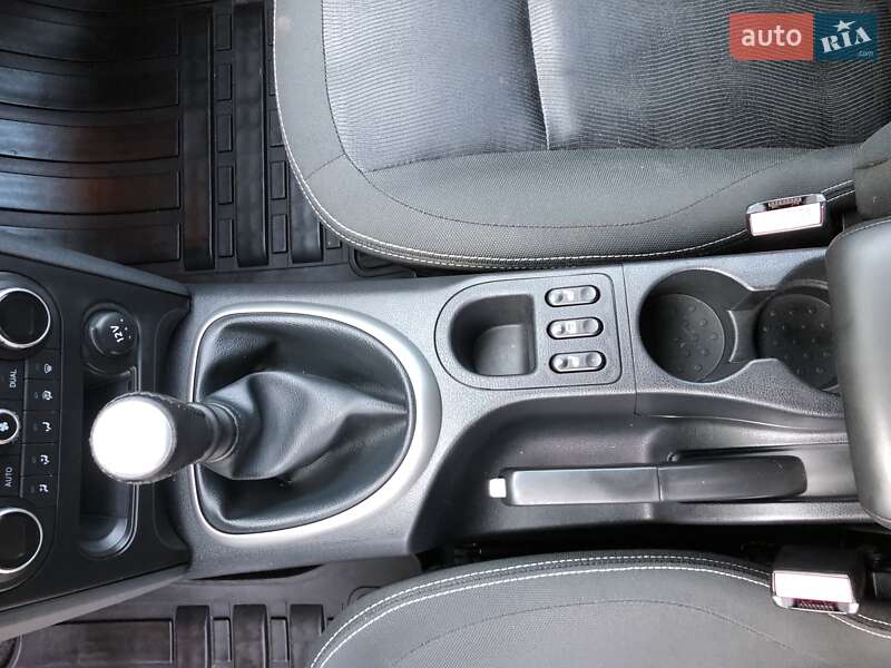 Внедорожник / Кроссовер Nissan Qashqai 2011 в Хмельницком