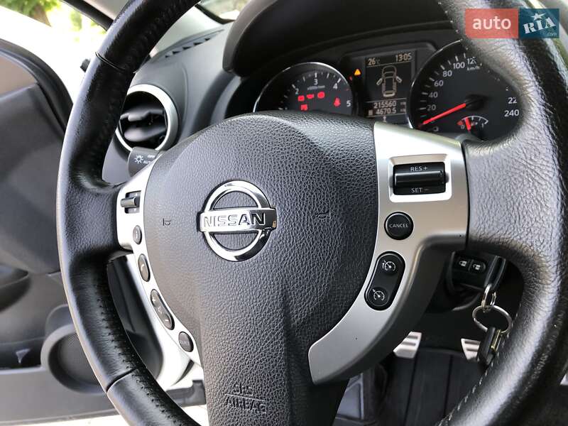 Внедорожник / Кроссовер Nissan Qashqai 2011 в Хмельницком