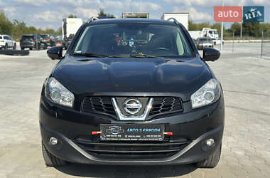 Внедорожник / Кроссовер Nissan Qashqai 2012 в 