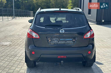 Внедорожник / Кроссовер Nissan Qashqai 2012 в 