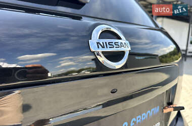 Внедорожник / Кроссовер Nissan Qashqai 2012 в 