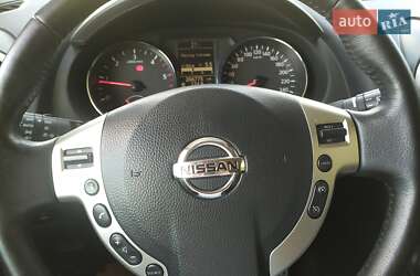 Внедорожник / Кроссовер Nissan Qashqai 2012 в 