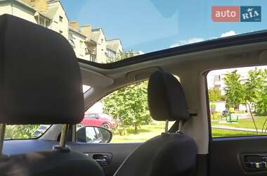 Внедорожник / Кроссовер Nissan Qashqai 2012 в 